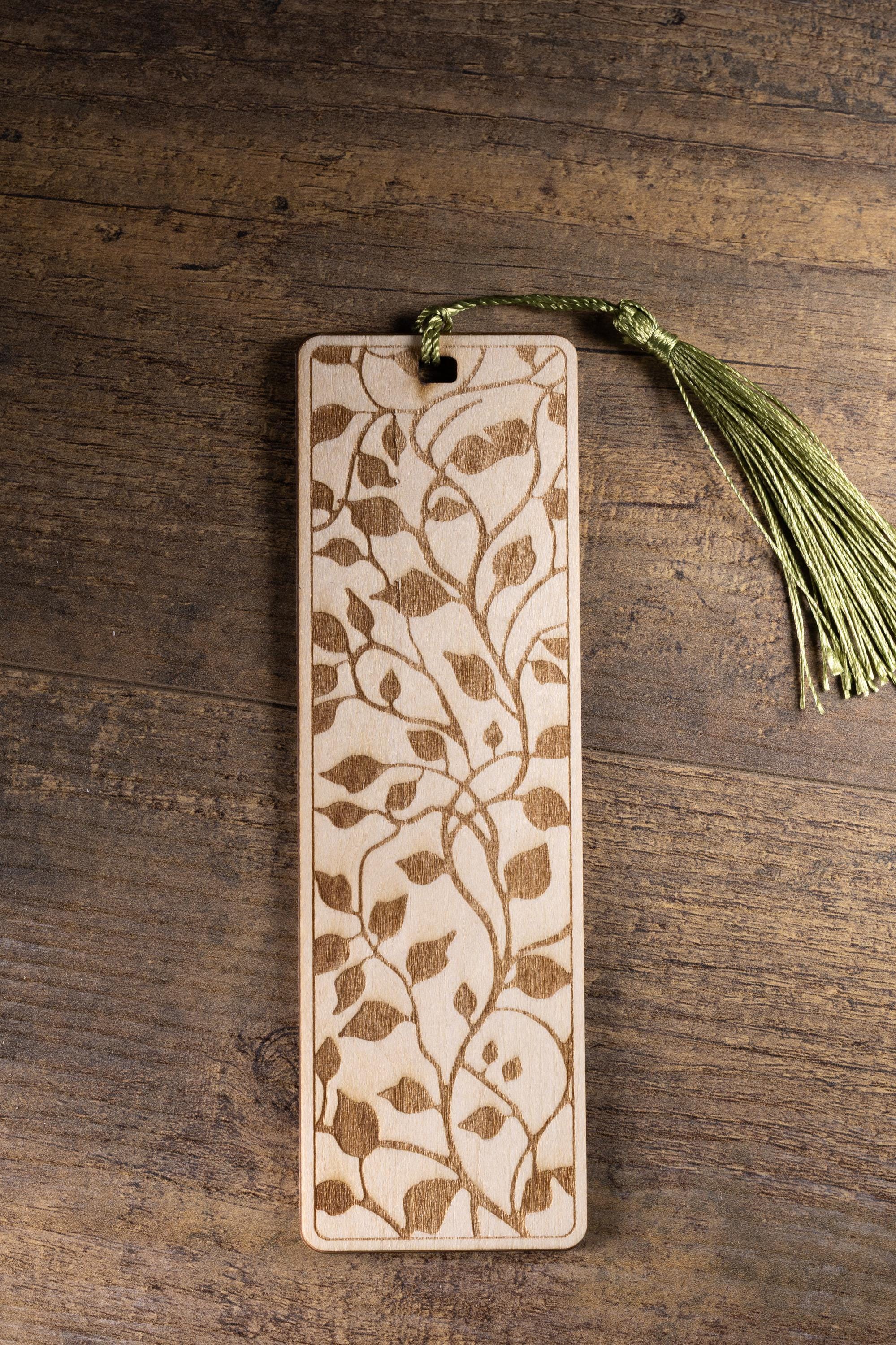 Laser engraved wood bookmark: botanical leaves pattern
