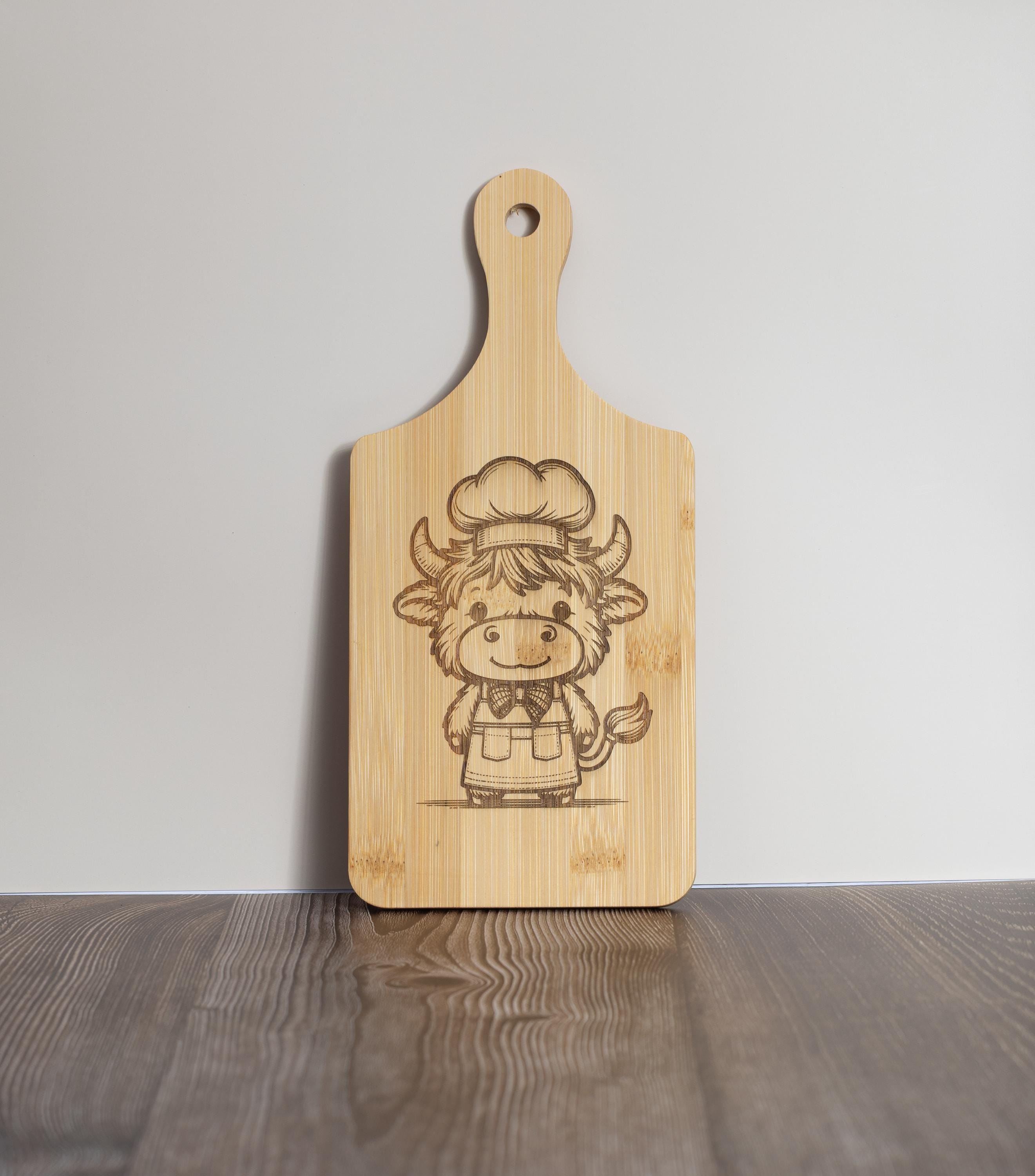 Highland cow bamboo cutting board: rustic farmhouse kitchen decor (5"x11")