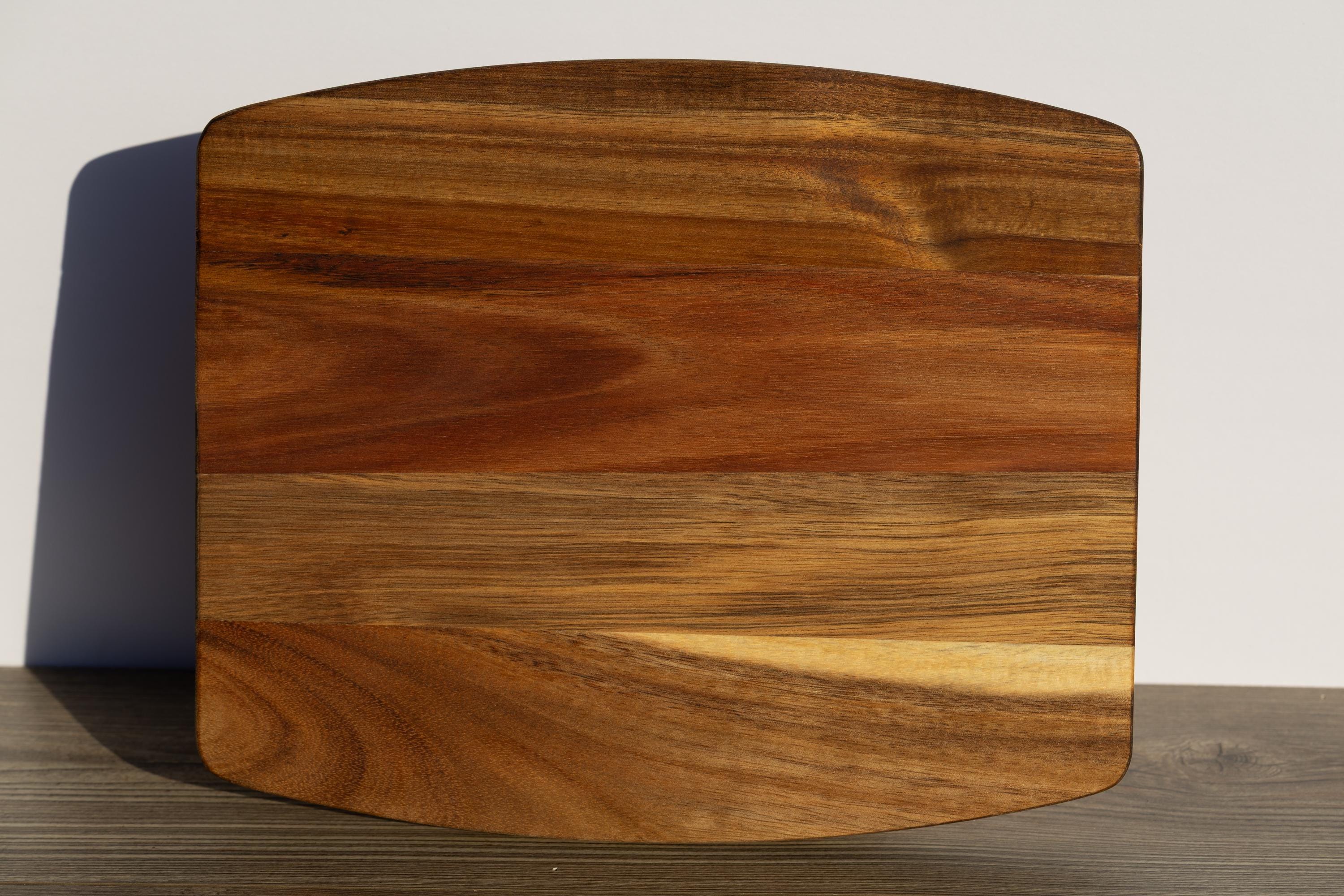 I'd smoke that acacia wood cutting board: funny bbq grill master gift