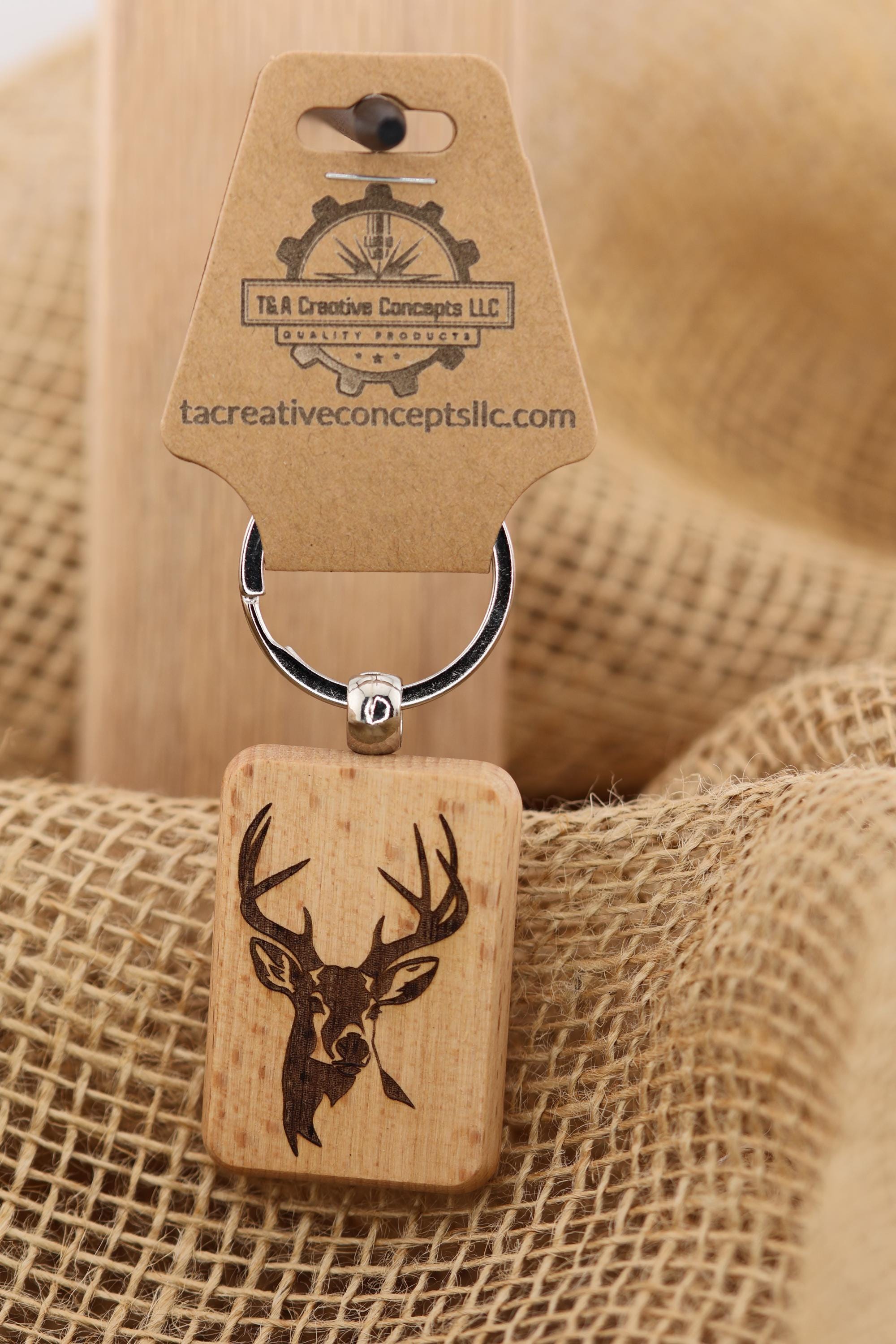 Laser engraved buck keychain / bag charm: hardwood deer hunter gift