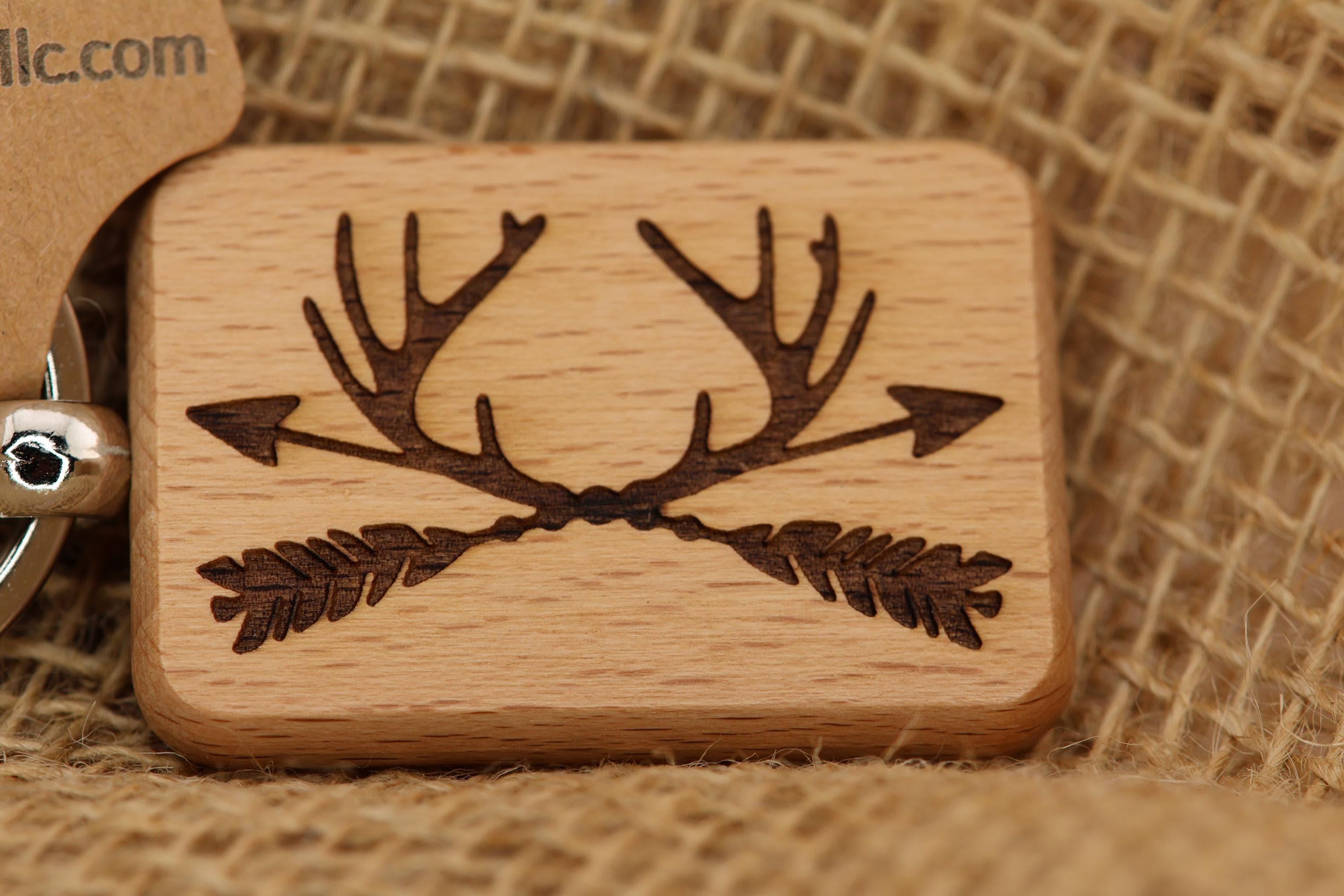 Laser engraved antlers and arrows keychain / bag charm: hardwood deer hunter gift
