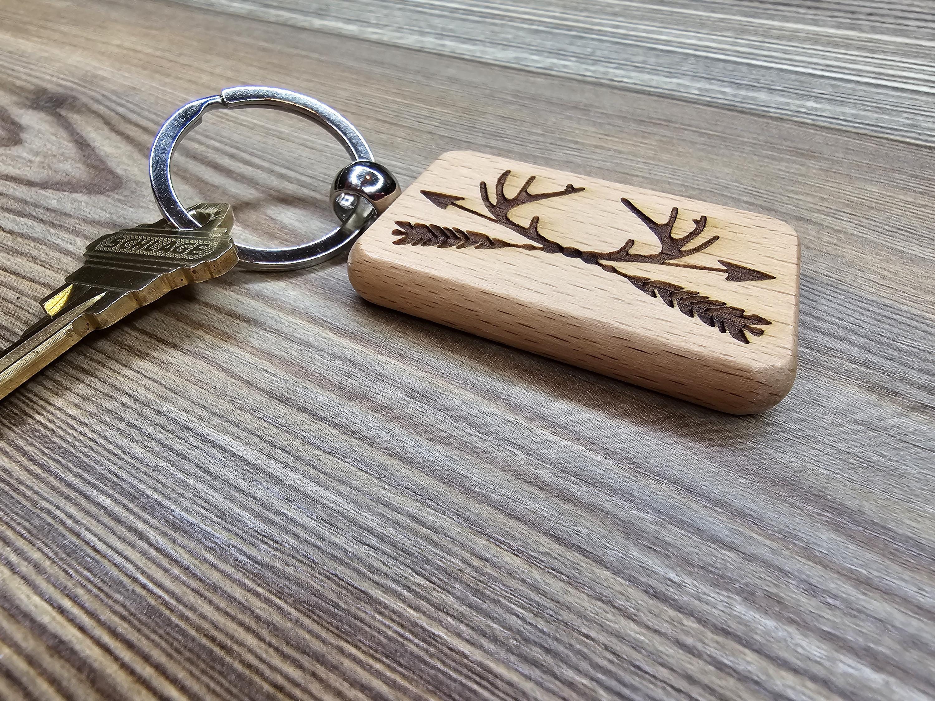 Laser engraved antlers and arrows keychain / bag charm: hardwood deer hunter gift