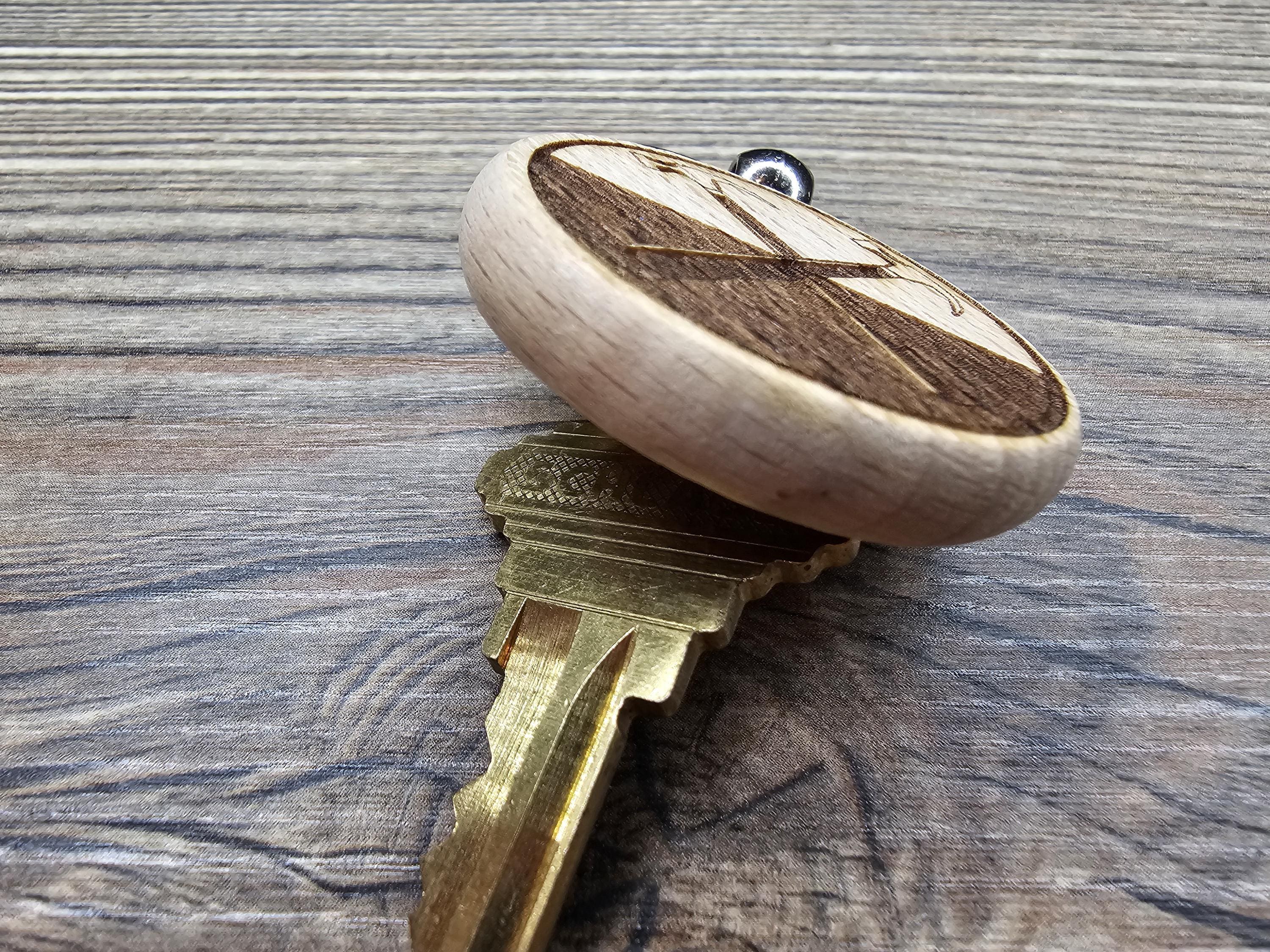 Pink Floyd hammers keychain: laser engraved hardwood, stainless steel keyring