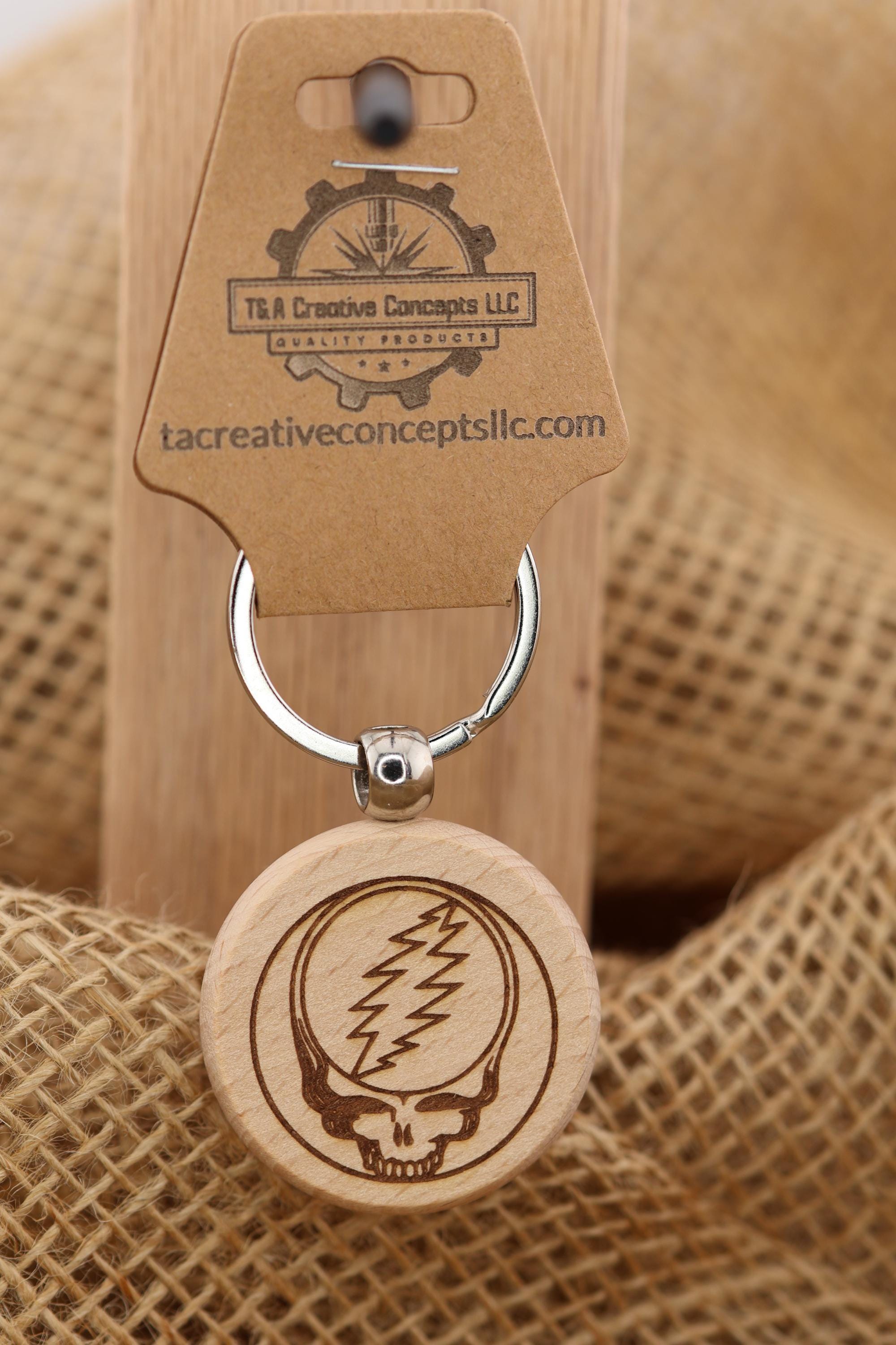 Grateful Dead steal your face keychain / bag charm – double-sided laser engraved wood with stainless steel keyring, music fan gift