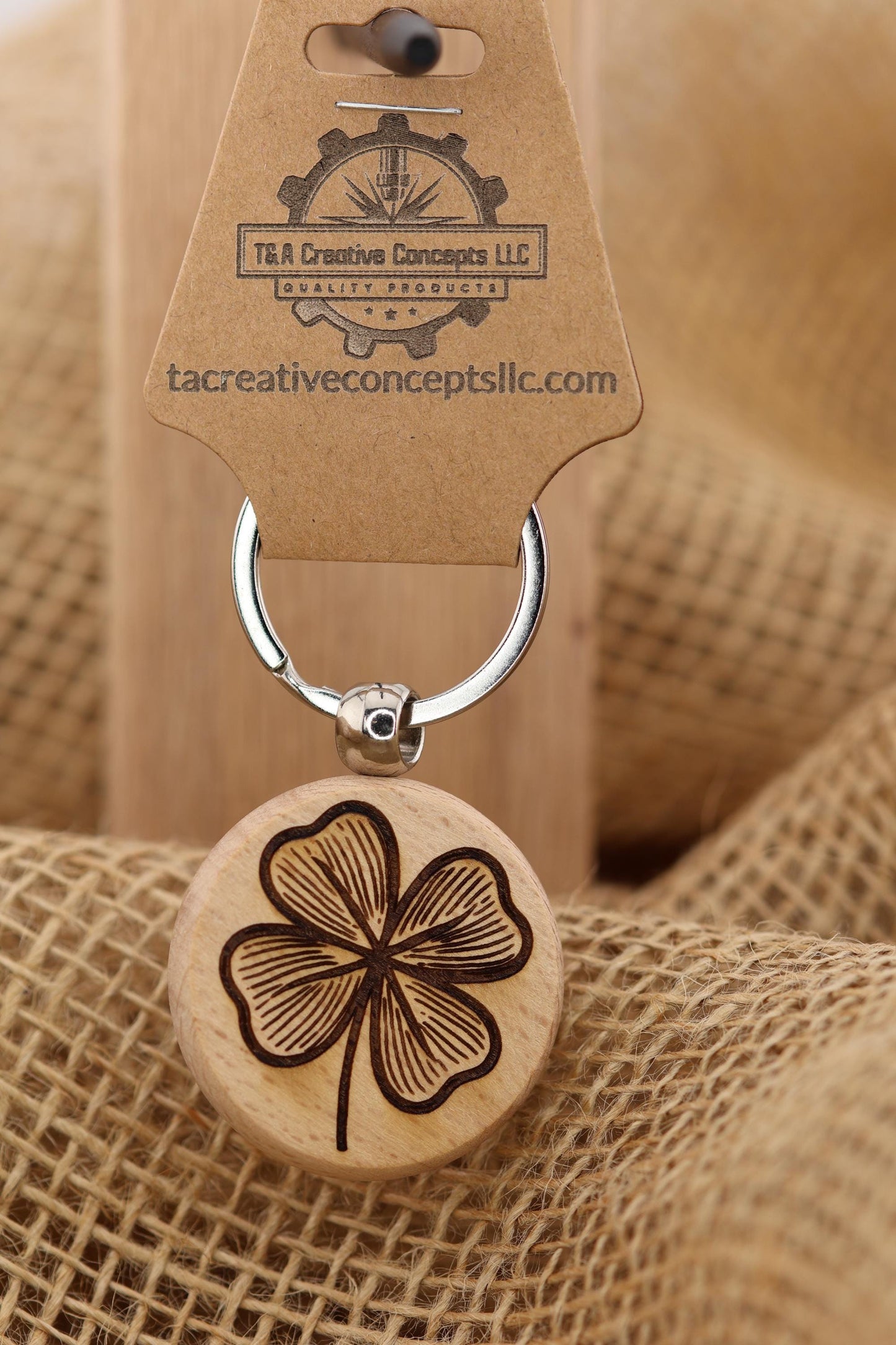 4 Leaf Clover Wood Keychain – Laser Engraved Wooden Key Ring, Lucky Charm Gift, Rustic St. Patrick’s Day Accessory, Handmade Keychain