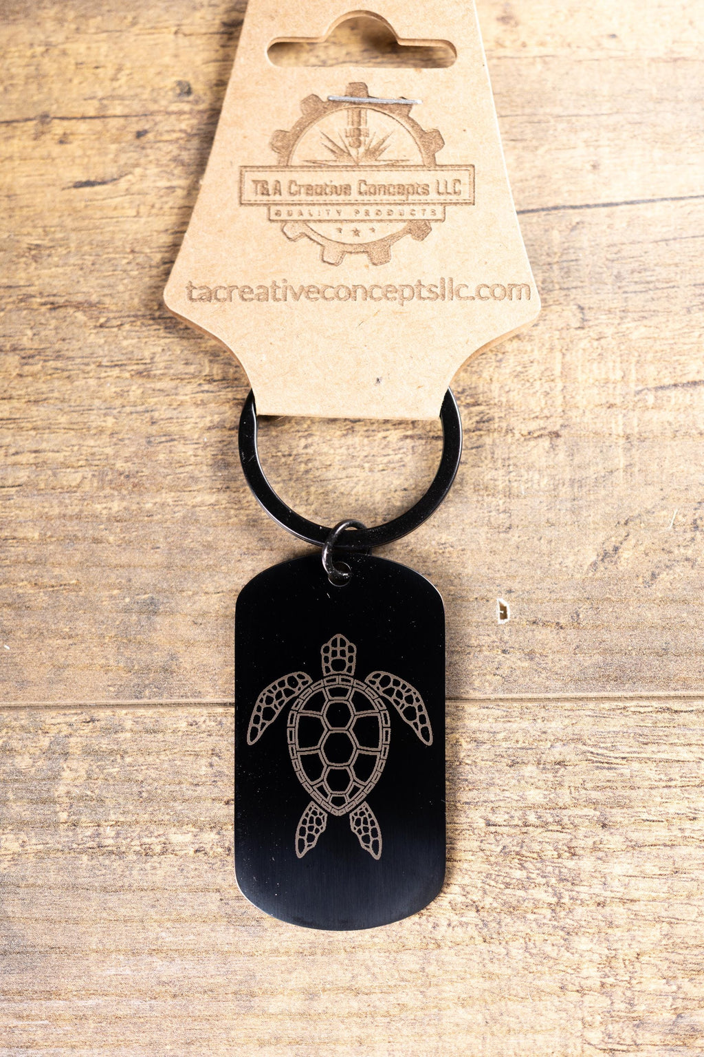 Black stainless steel sea turtle keychain – laser engraved ocean turtle gift for her or him – marine life metal key ring