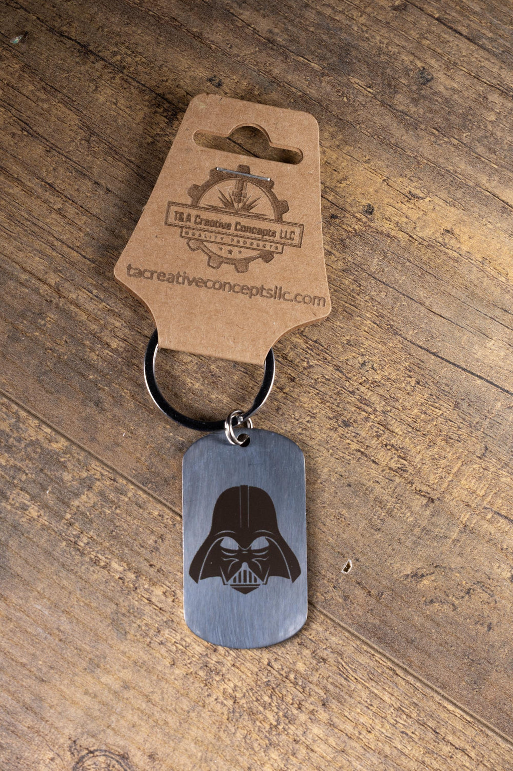 Laser engraved darth vader keychain: polished stainless steel star wars gift