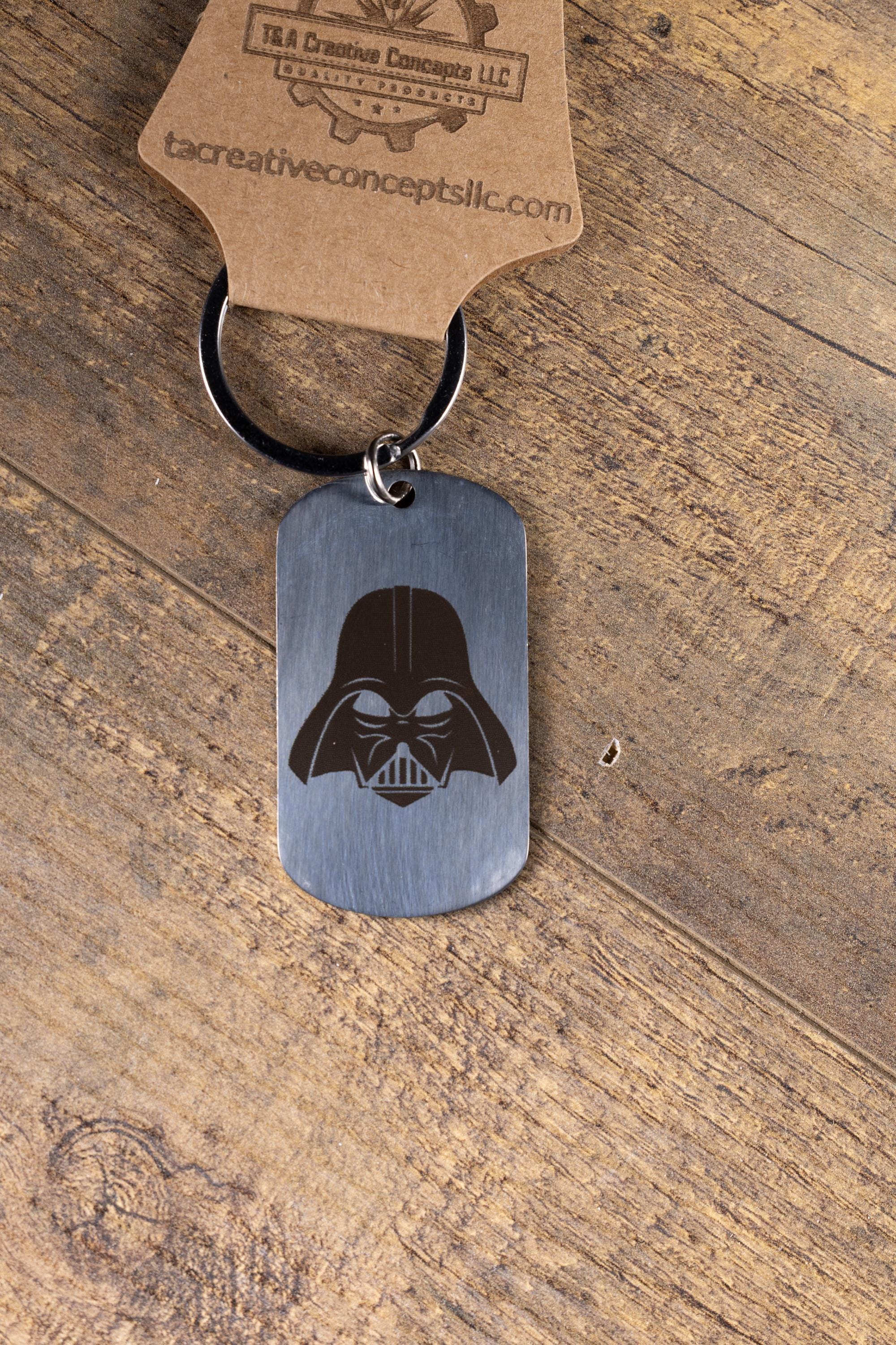 Laser engraved darth vader keychain: polished stainless steel star wars gift