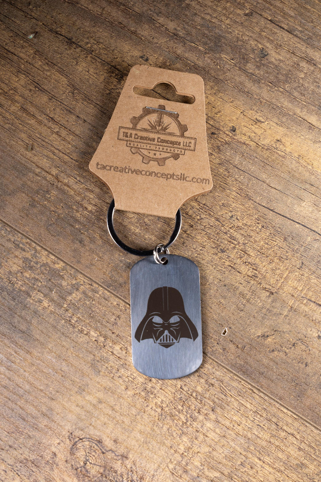 Laser engraved darth vader keychain: polished stainless steel star wars gift