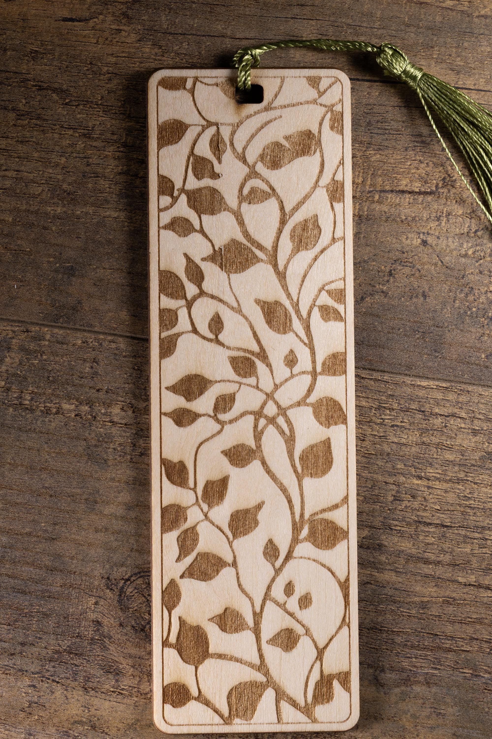 Laser engraved wood bookmark: botanical leaves pattern