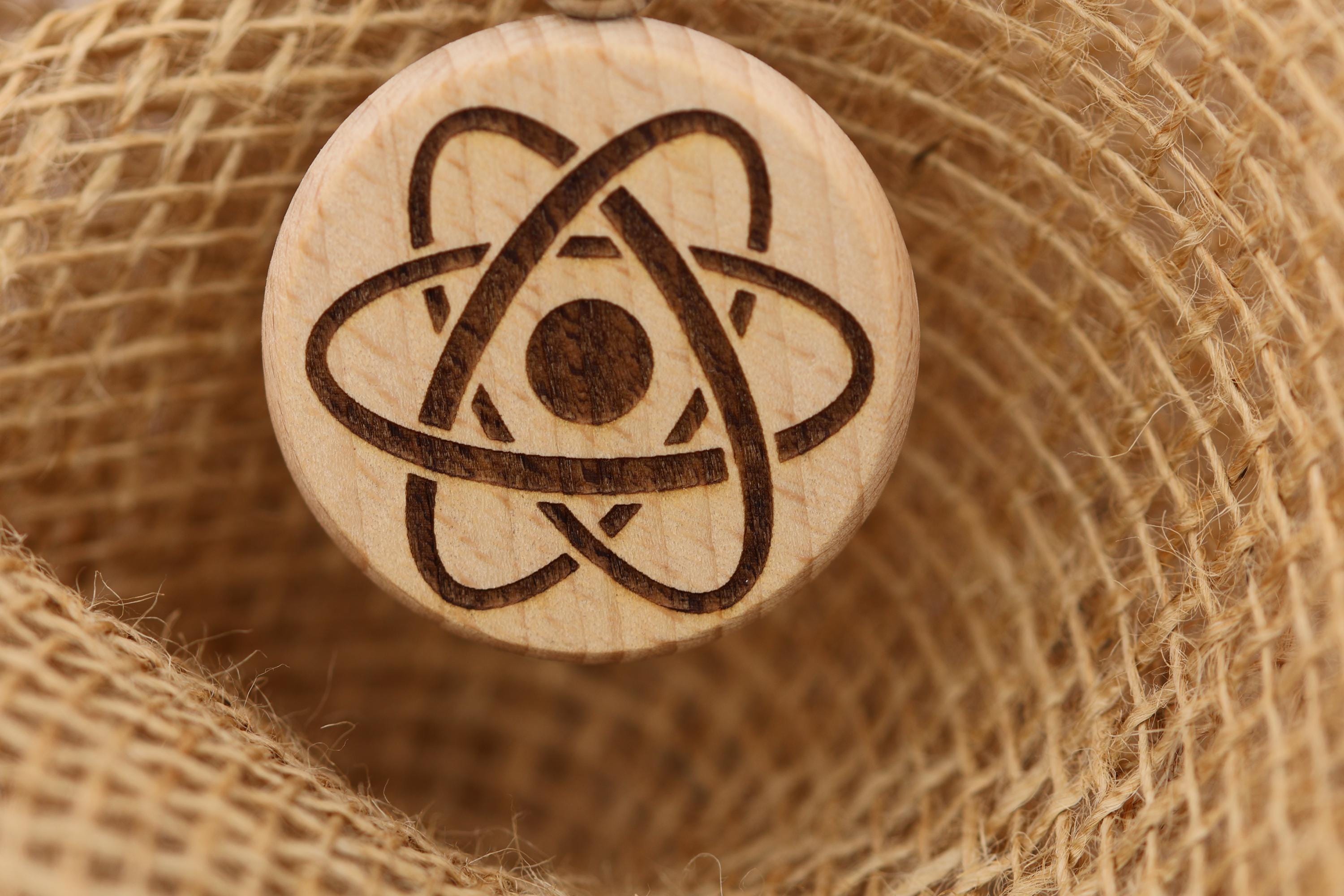 Laser engraved atomic symbol keychain / bag charm: hardwood science gift