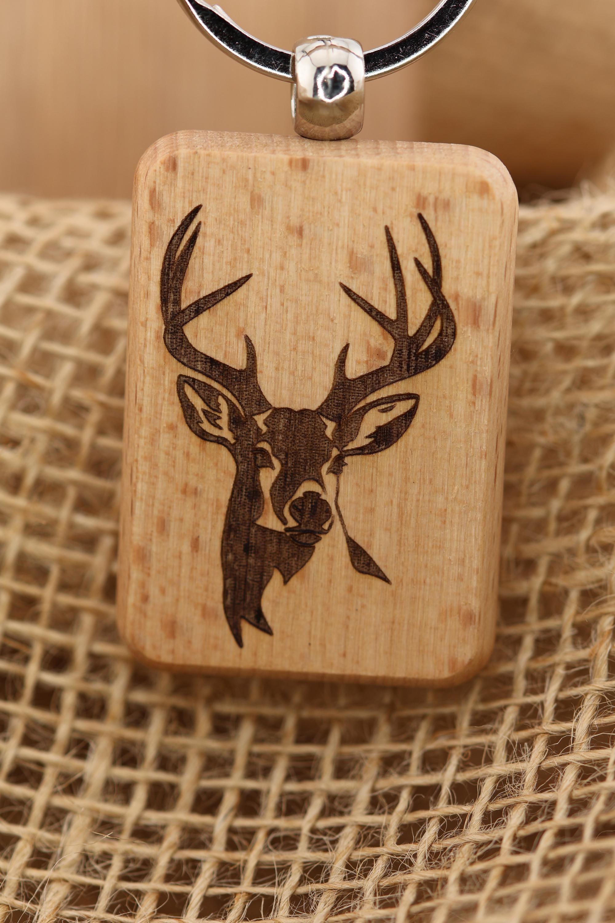 Laser engraved buck keychain / bag charm: hardwood deer hunter gift