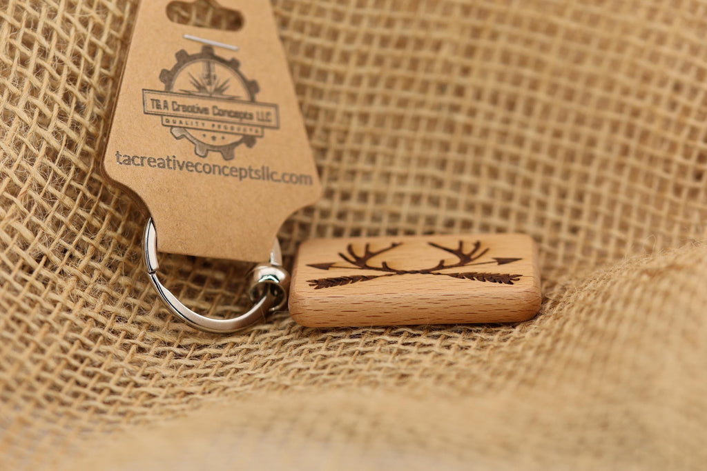 Laser engraved antlers and arrows keychain / bag charm: hardwood deer hunter gift