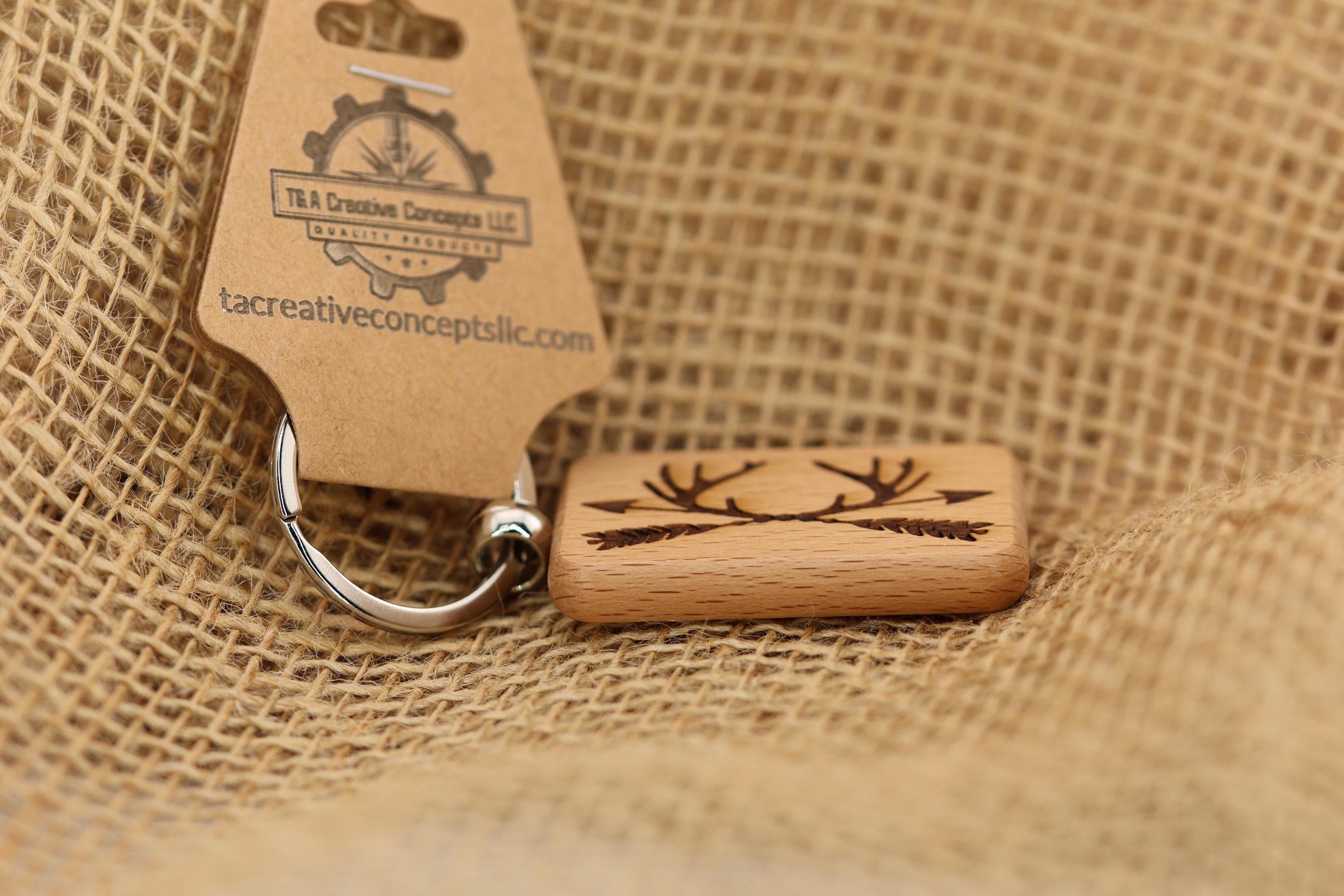 Laser engraved antlers and arrows keychain / bag charm: hardwood deer hunter gift