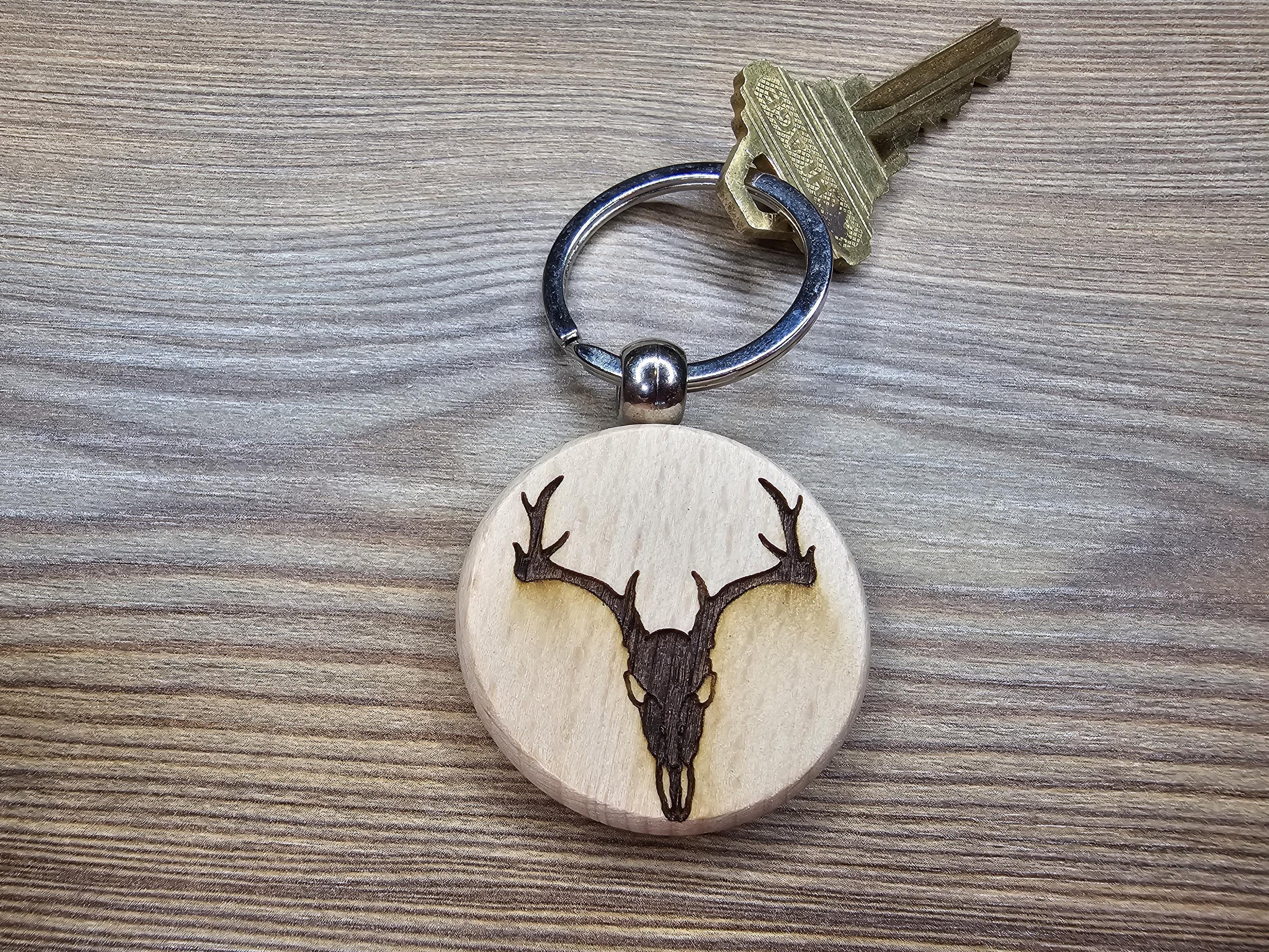 Laser engraved deere skull keychain / bag charm: hardwood, stainless steel keyring