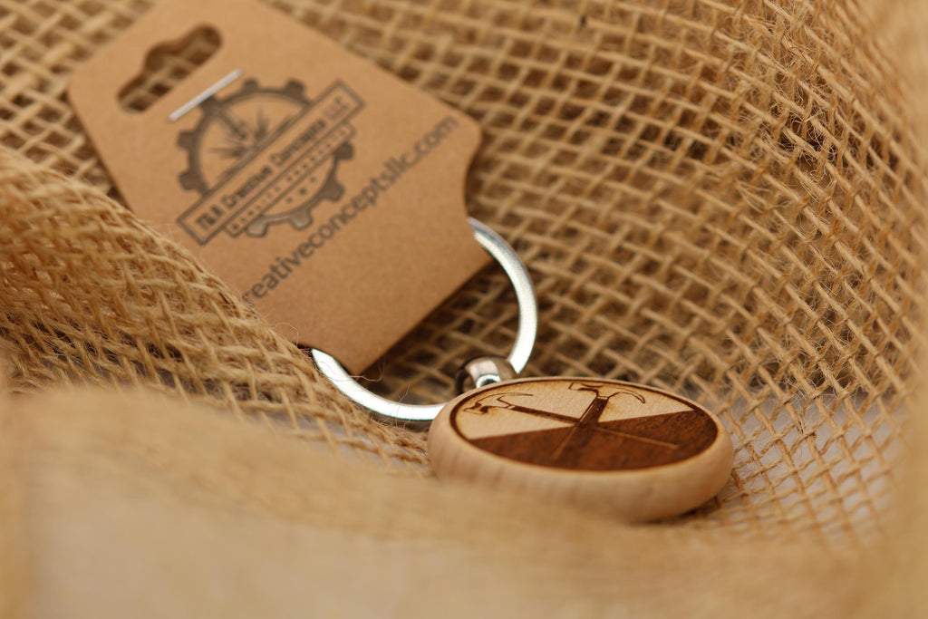 Pink Floyd hammers keychain: laser engraved hardwood, stainless steel keyring