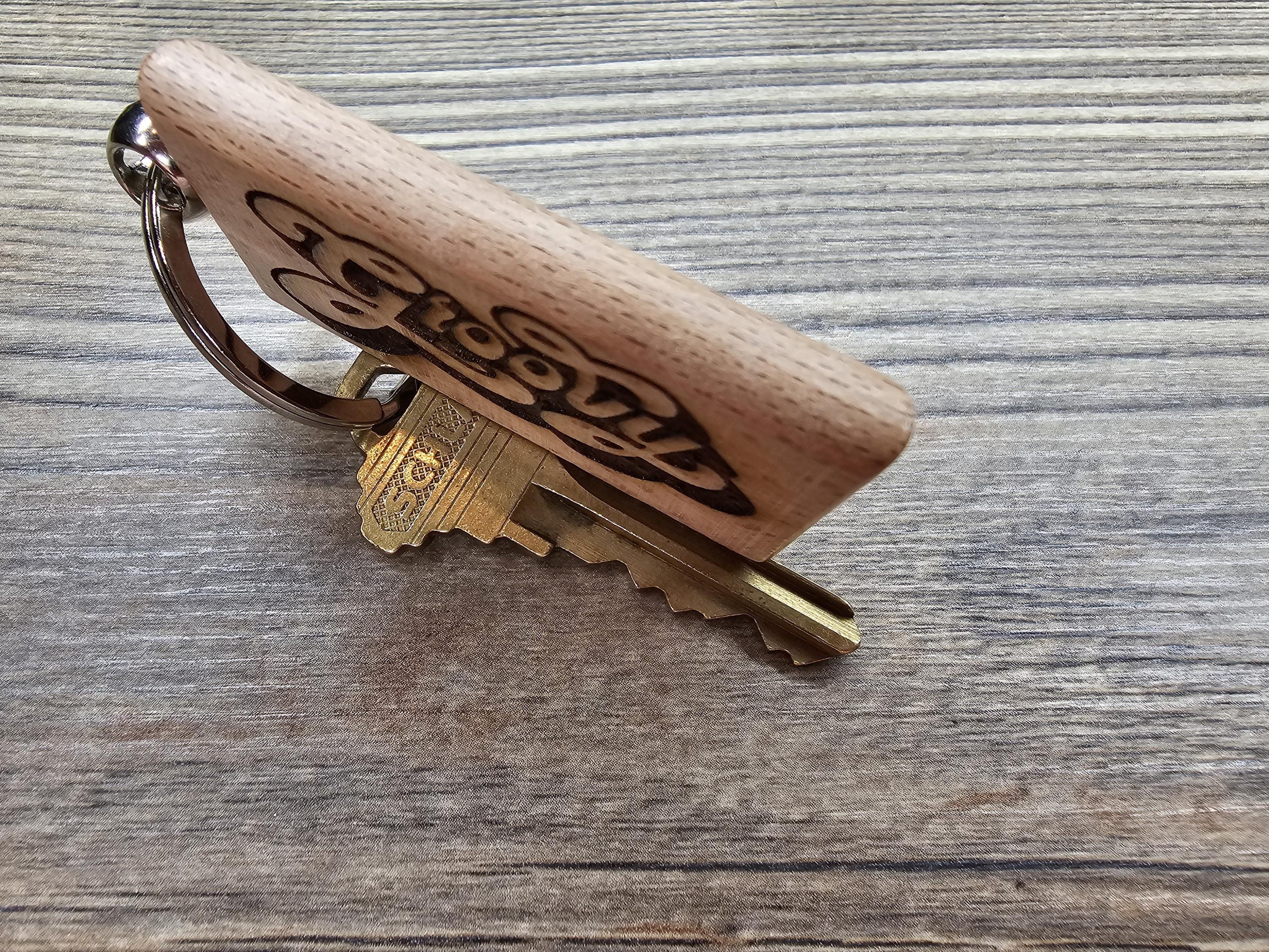 Groovy keychain / bag charm: double-sided laser engraved hardwood, retro 70s style