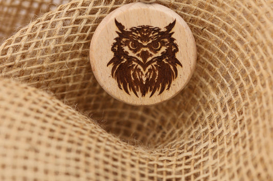 Abstract Owl Wood Keychain – Laser Engraved Wooden Key Ring, Rustic Wildlife Gift, Handmade Nature Accessory, Boho Animal Keychain